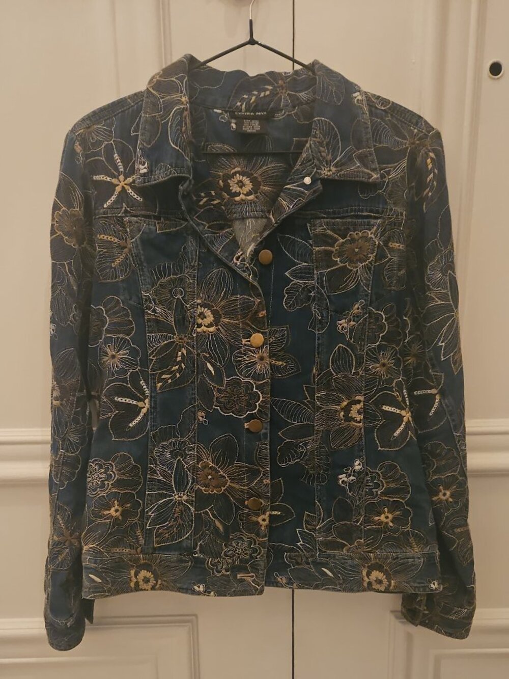 Y2K Embroidered denim jacket - medium
